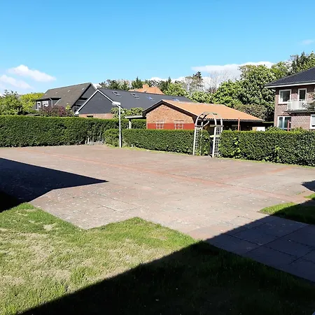 Halligweg 19 - Moewe Whg2 *