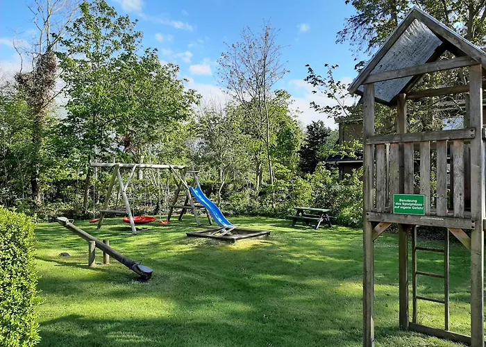 Halligweg 19 - Moewe Whg2 *